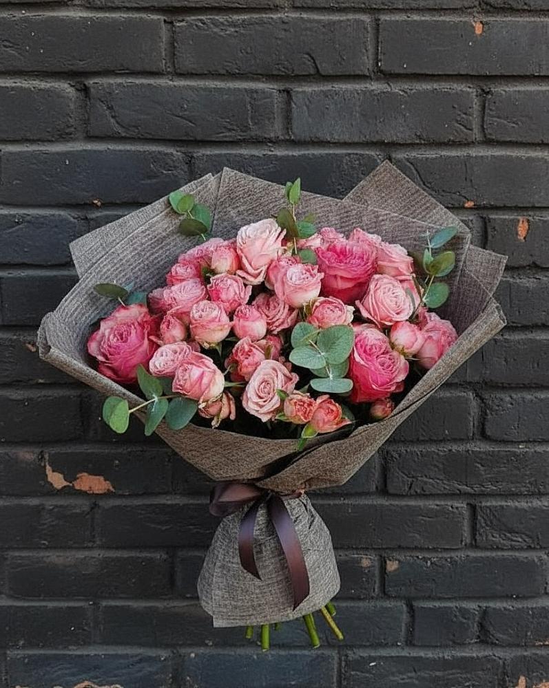 Букет цветов из: Розы в Верхнем Тагиле