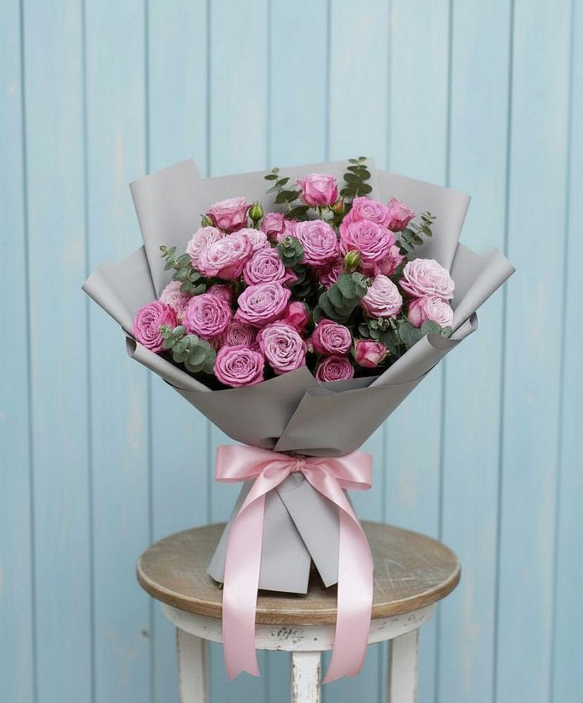 Букет цветов из: Розы в Верхнем Тагиле