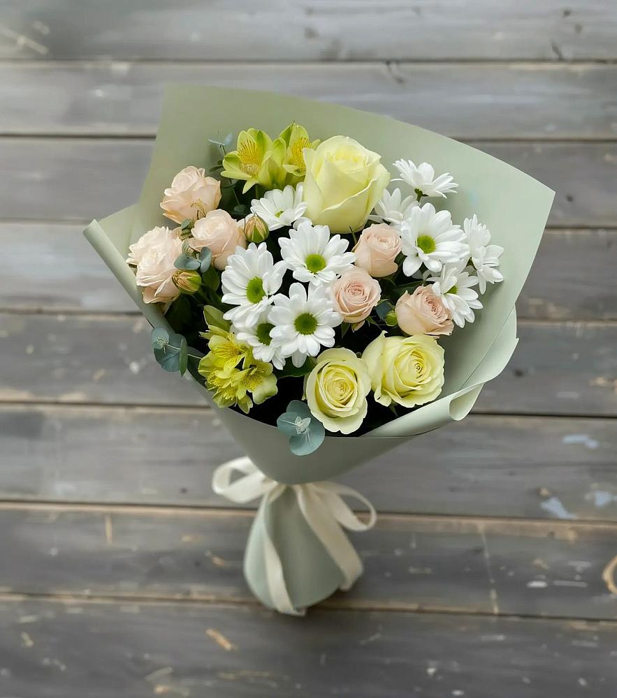 Букет цветов из: Альстромерии, Розы и Хризантемы в Верхнем Тагиле
