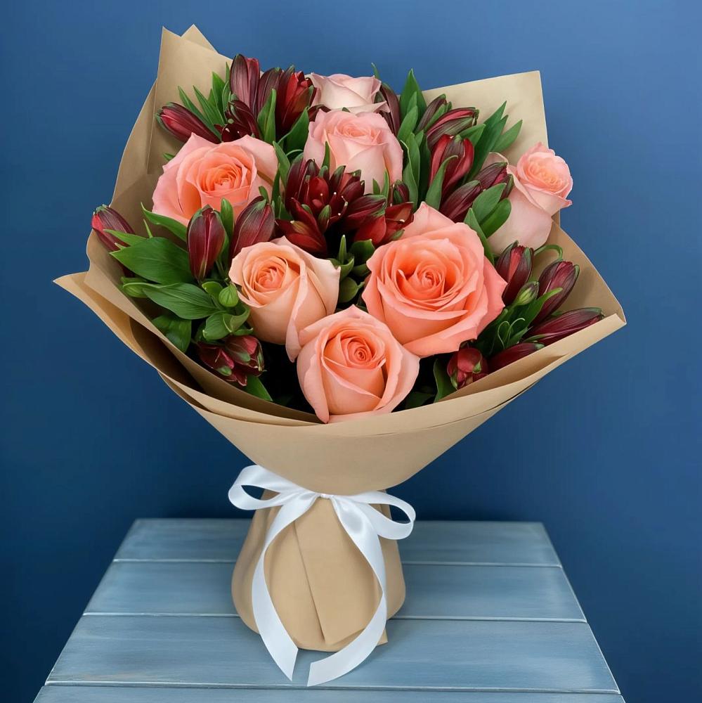 Букет цветов из: Розы и Альстромерии в Верхнем Тагиле