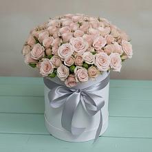 Цветочная композиция из Розы в шляпной коробке в Верхнем Тагиле