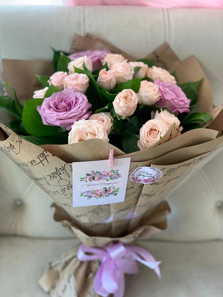 Букет цветов из: Розы в Верхнем Тагиле