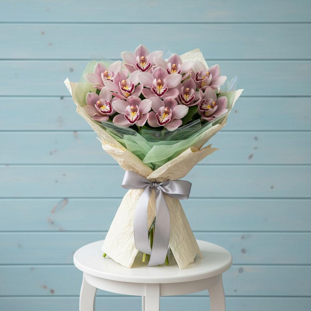 Букет цветов из: Орхидеи и Розы в Верхнем Тагиле