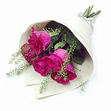 Букет цветов из:  Розы в Верхнем Тагиле