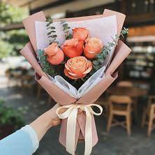 Букет цветов из:  Розы в Верхнем Тагиле