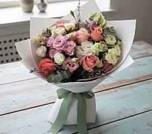 Букет цветов из:  Розы, Лизиантусы и Гвоздики в Верхнем Тагиле