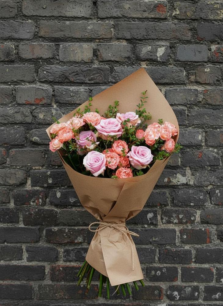 Букет цветов из: Розы в Верхнем Тагиле