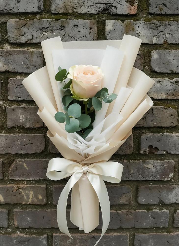 Букет цветов из: Розы в Верхнем Тагиле