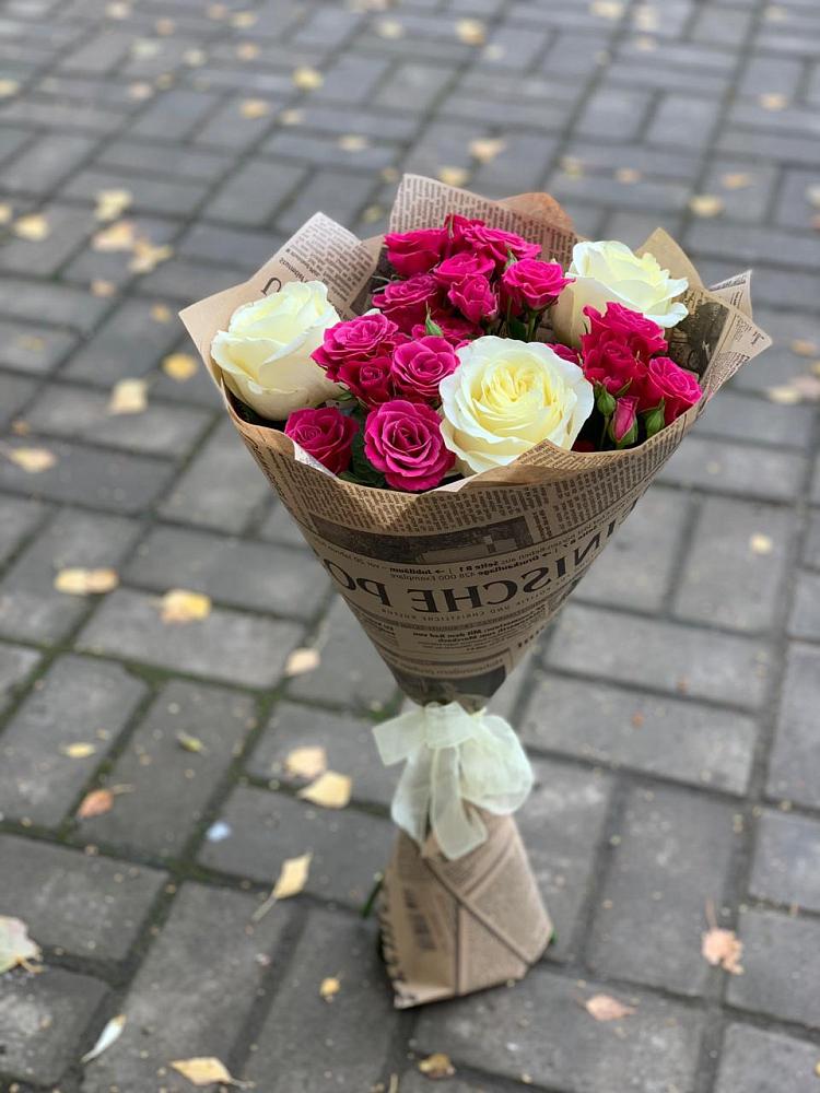 Букет цветов из: Розы в Верхнем Тагиле