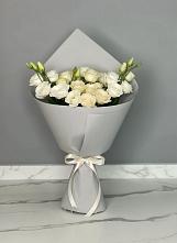 Букет цветов из:  Розы и Лизиантусы в Верхнем Тагиле